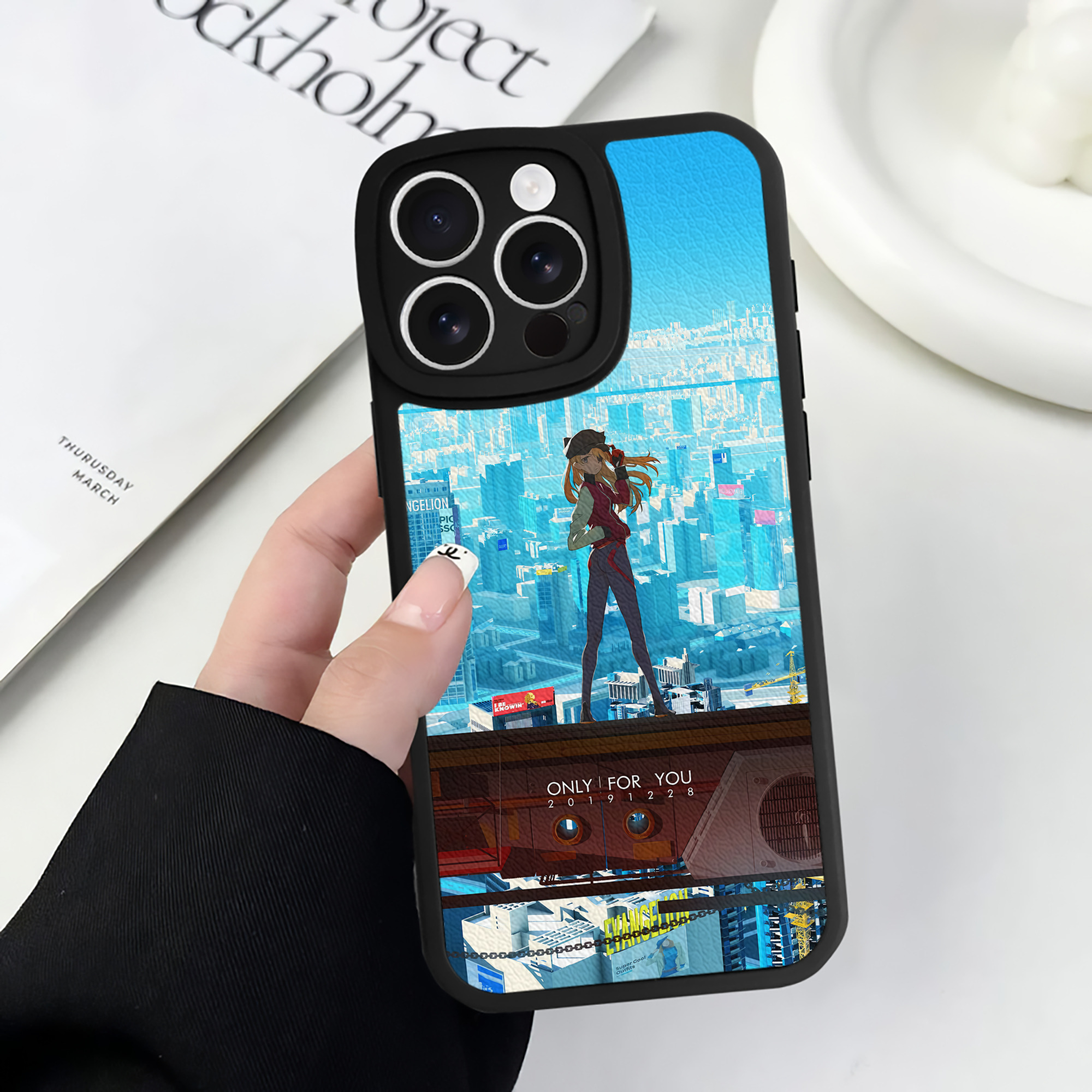 （画像用） EVA 新世紀エヴァンゲリオン 【iPhone 16シリーズ対応】シリコンスマホケース（レザー調） 材質：シリコン